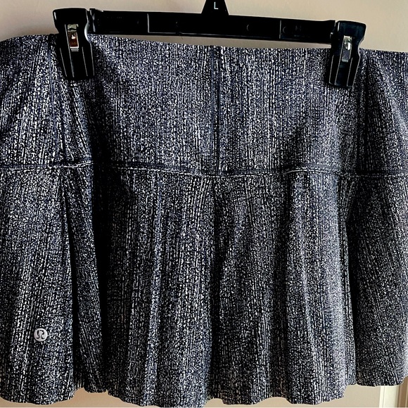 Lululemon Tennis Skirt - Size 10 - 13 1/2” long - Picture 1 of 5